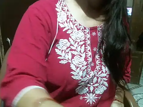 Snapshot of UrsMansi chatting on April 30, 6:31 am UrsMansi online show from April 30, 6:31 am