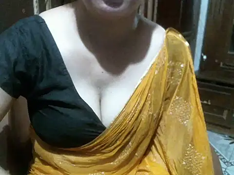 Snapshot of UrsMansi chatting on July 17, 3:02 am UrsMansi online show from July 17, 3:02 am