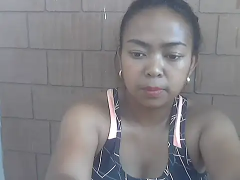 Snapshot of milkboobsgirl chatting on April 28, 7:02 am milkboobsgirl online show from April 28, 7:02 am