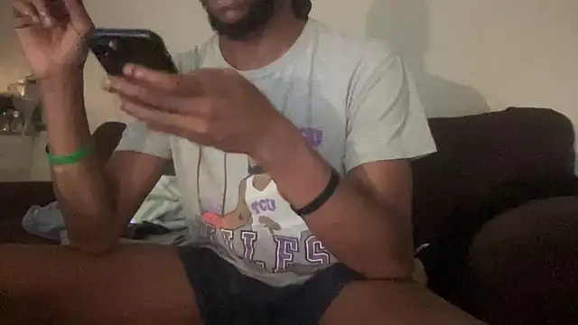 Snapshot of daloyhasabigdick chatting on July 16, 10:16 pm daloyhasabigdick online show from July 16, 10:16 pm