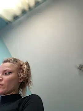 Snapshot of AnastasiaAniess chatting on January 9, 12:30 pm AnastasiaAniess online show from January 9, 12:30 pm