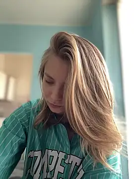 Snapshot of AnastasiaAniess chatting on February 14, 10:49 am AnastasiaAniess online show from February 14, 10:49 am