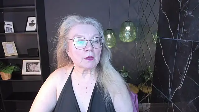 NataliMellow online show from March 23, 1:04 pm