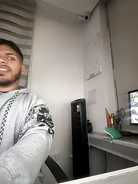 starguy 28 online show from October 11, 9:19 am