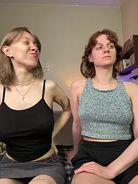 Jitoon Exe online show from February 22, 7:45 pm