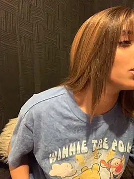 Rakiyahcharms online show from October 9, 8:40 pm