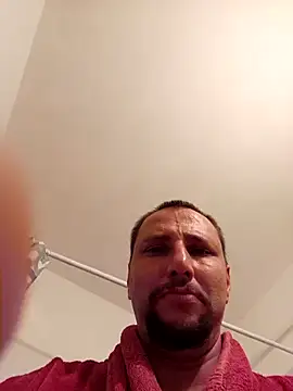 Snapshot of Miki20677 chatting on December 17, 4:43 pm Miki20677 online show from December 17, 4:43 pm