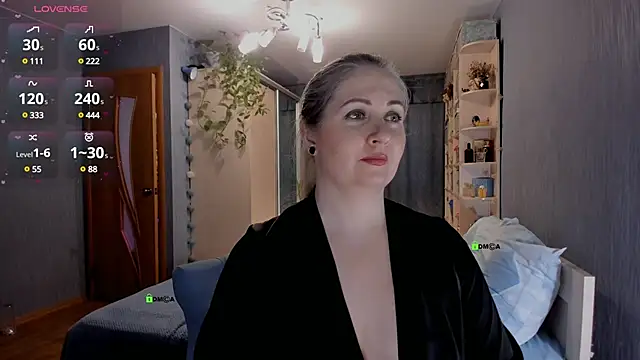 Snapshot of SweetLanna chatting on January 7, 7:31 am SweetLanna online show from January 7, 7:31 am