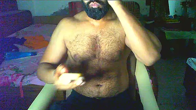 Snapshot of Vbestshow chatting on July 7, 12:42 pm Vbestshow online show from July 7, 12:42 pm