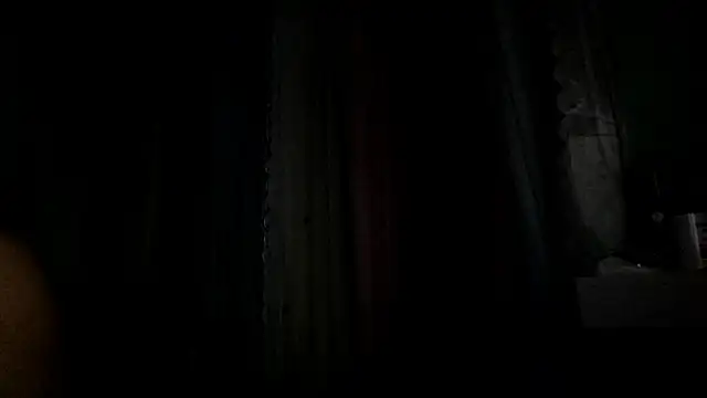 hersheykisses07 online show from April 2, 4:26 pm