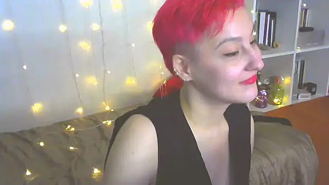 Snapshot of MartaBounty chatting on February 2, 10:49 pm MartaBounty online show from February 2, 10:49 pm