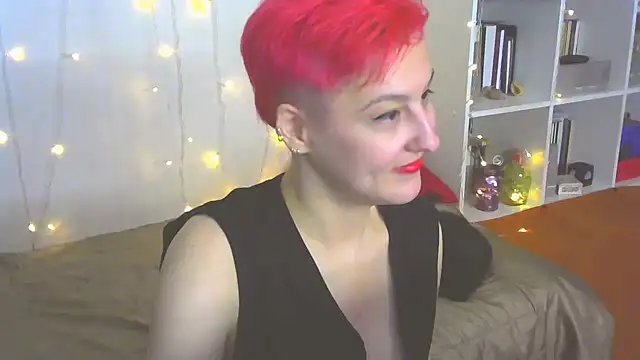 Snapshot of MartaBounty chatting on February 3, 1:52 am MartaBounty online show from February 3, 1:52 am