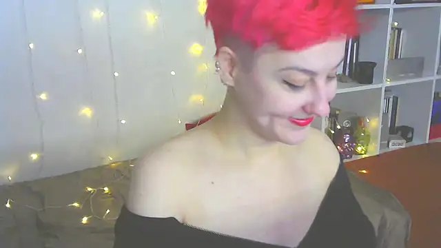 Snapshot of MartaBounty chatting on February 4, 10:13 pm MartaBounty online show from February 4, 10:13 pm
