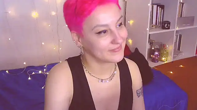 Snapshot of MartaBounty chatting on February 14, 2:28 am MartaBounty online show from February 14, 2:28 am