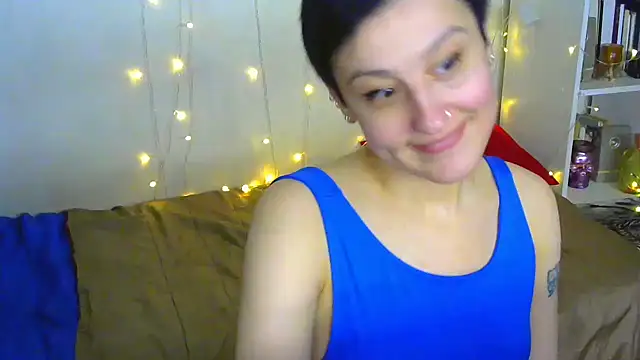 Snapshot of MartaBounty chatting on March 8, 12:22 am MartaBounty online show from March 8, 12:22 am