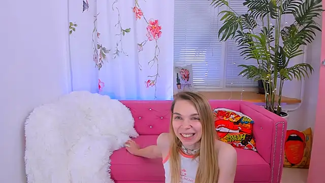 Snapshot of The_Deep_Passion chatting on February 3, 1:51 pm The Deep Passion online show from February 3, 1:51 pm