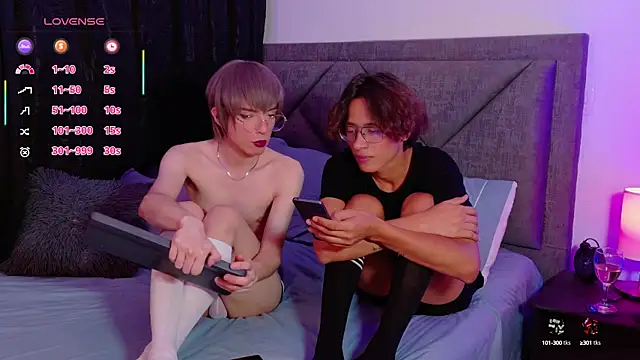 Snapshot of david_blue1 chatting on October 5, 3:49 am david blue1 online show from October 5, 3:49 am