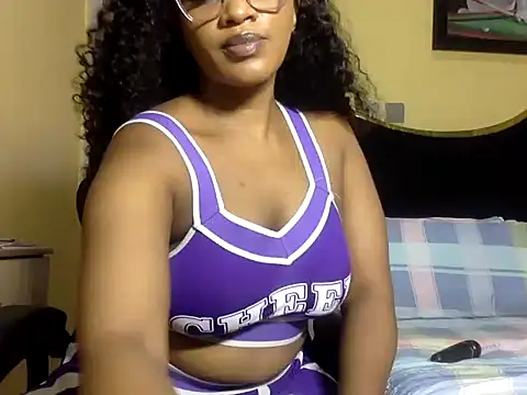 Snapshot of BOOTYBANGER24xx chatting on May 8, 8:41 am BOOTYBANGER24xx online show from May 8, 8:41 am