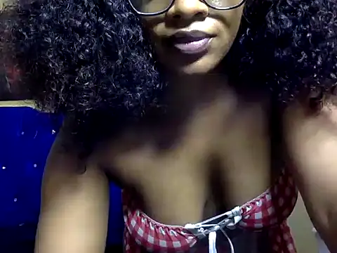 Snapshot of BOOTYBANGER24xx chatting on July 27, 10:11 am BOOTYBANGER24xx online show from July 27, 10:11 am