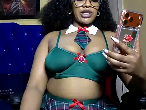 Snapshot of BOOTYBANGER24xx chatting on July 29, 8:56 am BOOTYBANGER24xx online show from July 29, 8:56 am