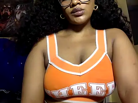 Snapshot of BOOTYBANGER24xx chatting on August 2, 9:08 am BOOTYBANGER24xx online show from August 2, 9:08 am