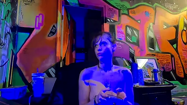 TheDaisyChaos online show from February 25, 4:57 am