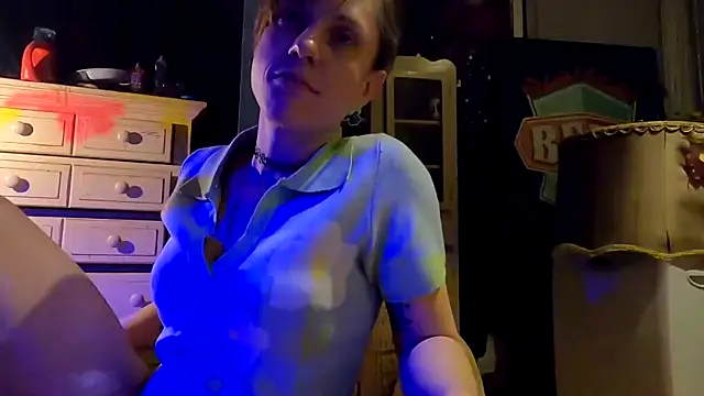 TheDaisyChaos online show from March 3, 8:16 am