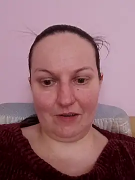 BustyLadyAlma online show from March 22, 7:34 am