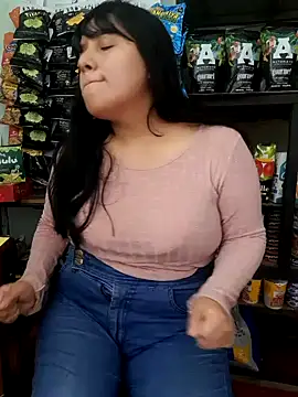 Snapshot of Kalani_Engel chatting on February 1, 7:55 pm Kalani Engel online show from February 1, 7:55 pm