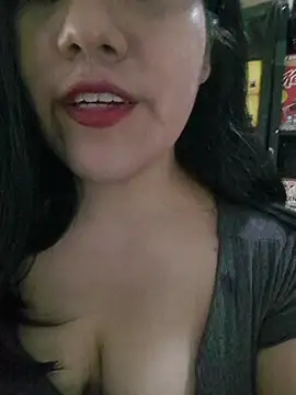 Snapshot of Kalani_Engel chatting on July 10, 4:39 am Kalani Engel online show from July 10, 4:39 am