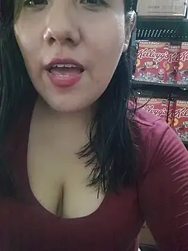 Snapshot of Kalani_Engel chatting on July 26, 5:37 am Kalani Engel online show from July 26, 5:37 am