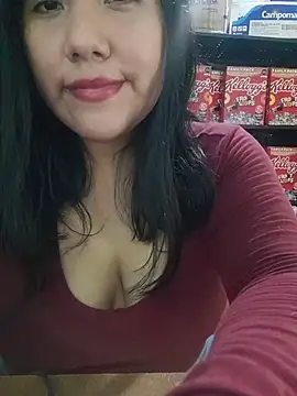 Snapshot of Kalani_Engel chatting on July 27, 1:45 am Kalani Engel online show from July 27, 1:45 am