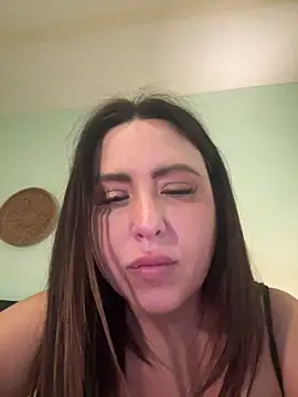 Snapshot of FeliciaHardy_ chatting on January 24, 9:49 am FeliciaHardy online show from January 24, 9:49 am