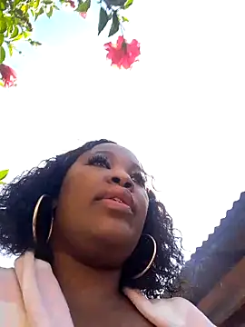 Snapshot of SWEETDOLLY29XX chatting on June 28, 8:31 am SWEETDOLLY29XX online show from June 28, 8:31 am