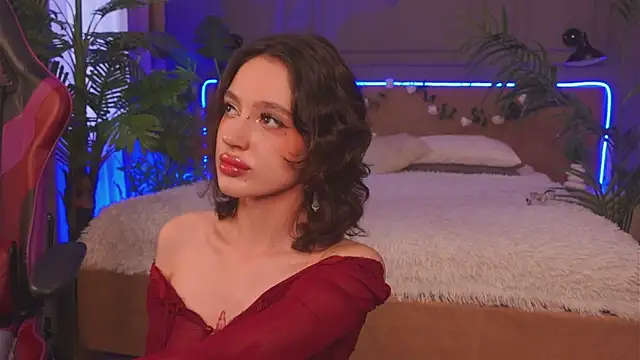 Devilinee online show from September 19, 6:37 am