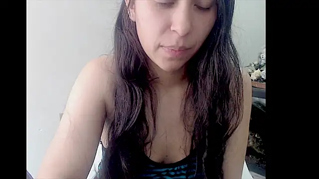 Snapshot of lizztaylor535 chatting on December 3, 4:28 pm lizztaylor535 online show from December 3, 4:28 pm