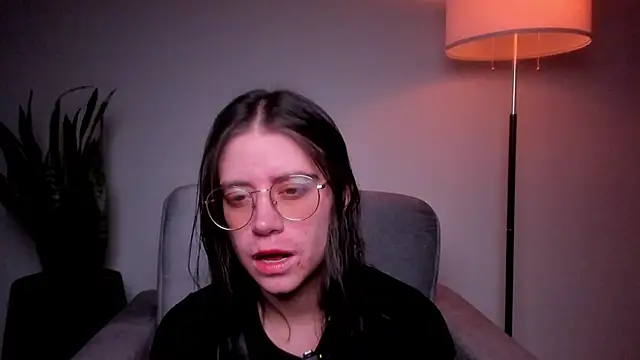 HazelKush online show from February 22, 10:19 pm