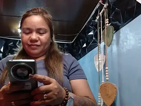 ambersmile online show from November 25, 8:58 am