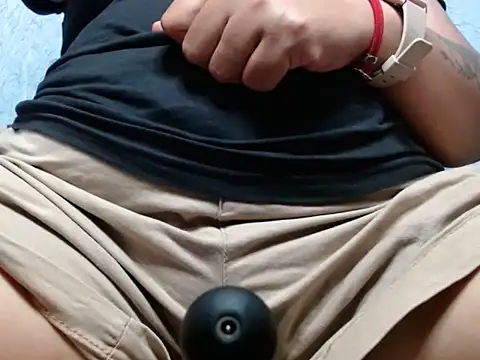 ambersmile online show from March 2, 5:30 am