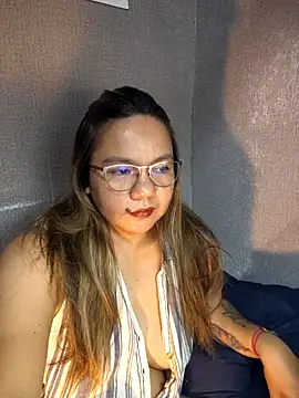 ambersmile online show from March 22, 9:51 pm