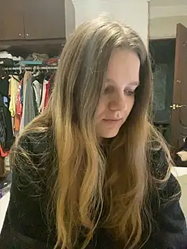 -MimmiLissa- online show from April 13, 11:10 pm