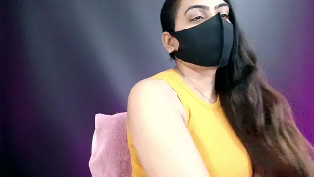Snapshot of DesiZoya chatting on April 25, 4:26 pm DesiZoya online show from April 25, 4:26 pm