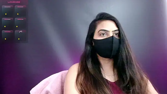 Snapshot of DesiZoya chatting on April 28, 3:00 am DesiZoya online show from April 28, 3:00 am
