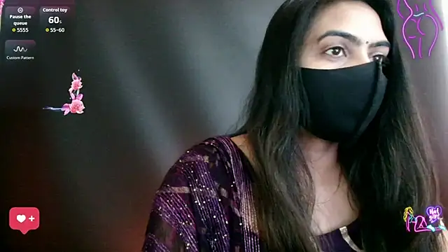 Snapshot of DesiZoya chatting on May 2, 5:23 am DesiZoya online show from May 2, 5:23 am