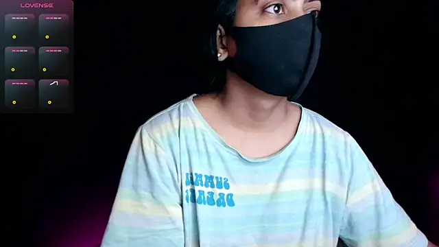 Snapshot of DesiZoya chatting on July 14, 10:26 pm DesiZoya online show from July 14, 10:26 pm