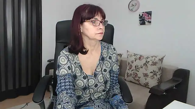 Snapshot of helua54 chatting on February 13, 8:43 am helua54 online show from February 13, 8:43 am