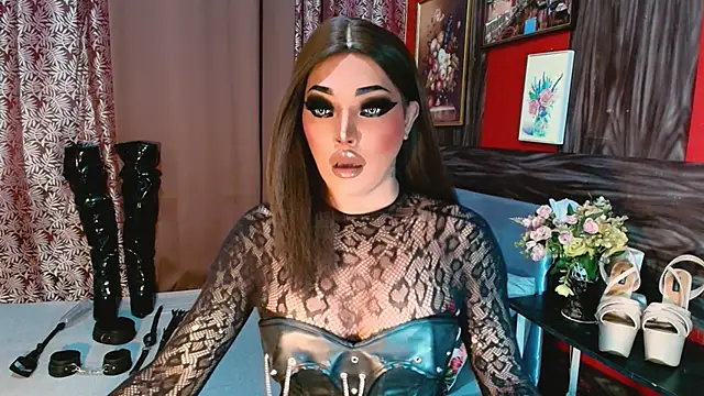 trixxielicious online show from February 9, 8:35 pm