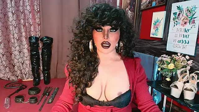 Snapshot of trixxielicious chatting on May 8, 7:14 am trixxielicious online show from May 8, 7:14 am