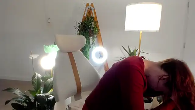 Snapshot of Pokemeboy chatting on February 10, 3:42 pm Pokemeboy online show from February 10, 3:42 pm