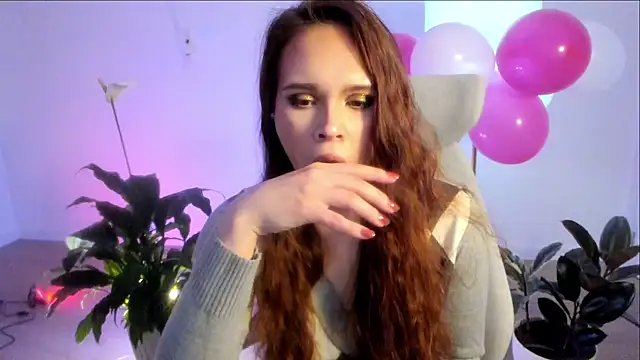 Snapshot of Pokemeboy chatting on February 17, 10:36 pm Pokemeboy online show from February 17, 10:36 pm